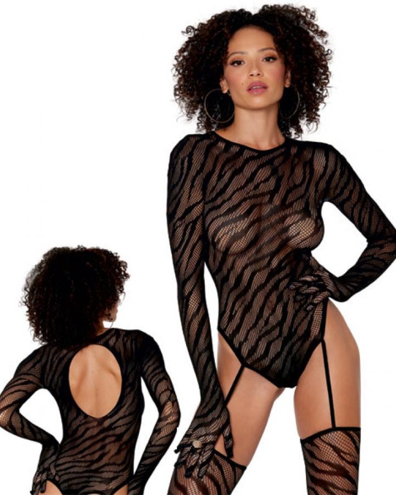 Σέξι κορμάκι με ζαρτιέρες, κάλτσες και γάντια